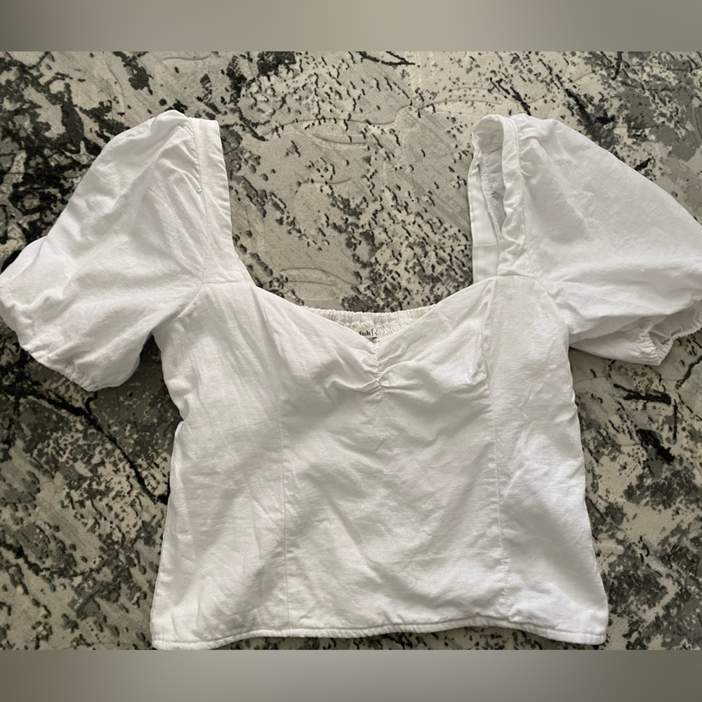 Abercrombie and Fitch white top